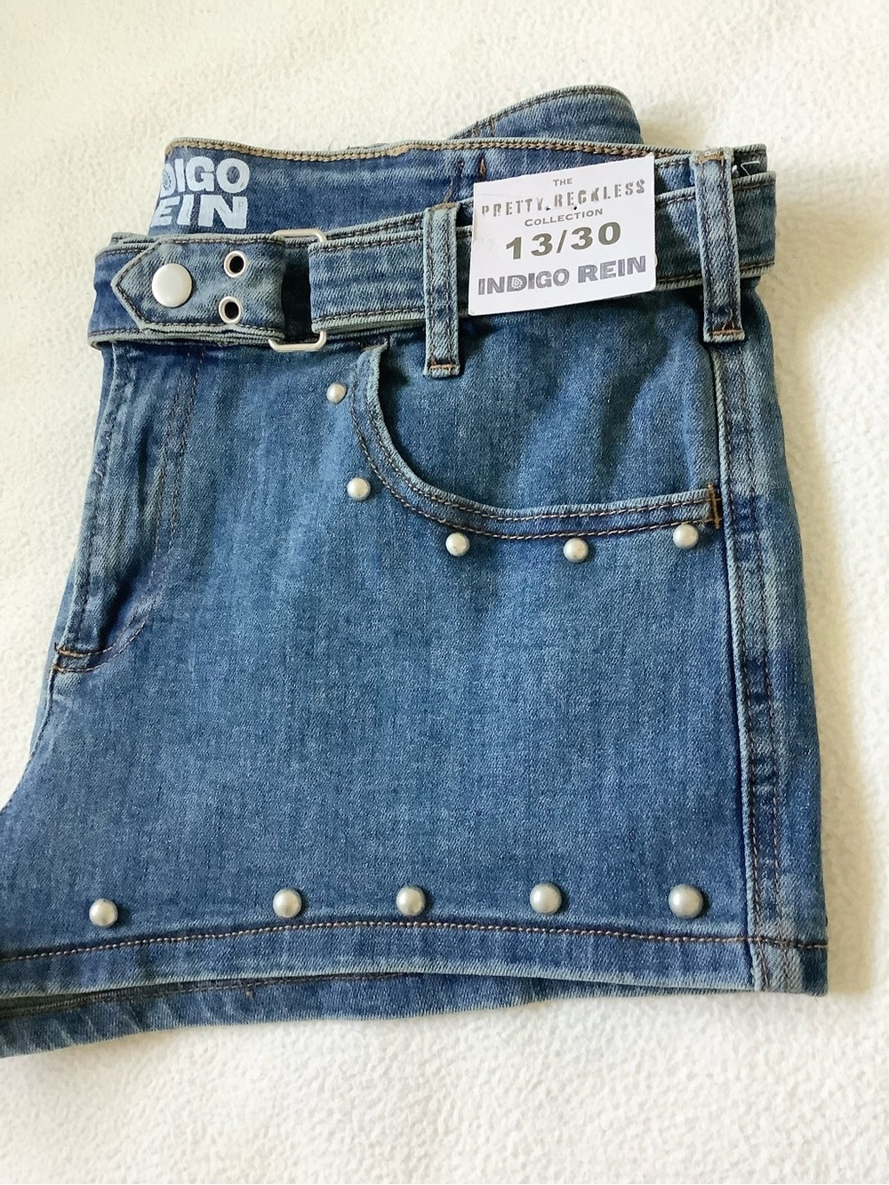 NEW Indigo Rein the Pretty Reckless Collection Studded Denim Jeans Short Sz.13